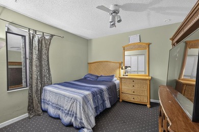 Welcome to this beautifully maintained 3-bedroom, 2-bathroom - photo 36