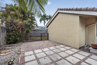 Welcome to this beautifully maintained 3-bedroom, 2-bathroom - photo 42