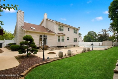 Welcome home to this beautiful 4 bedroom 2.5 bath colonial - photo 47
