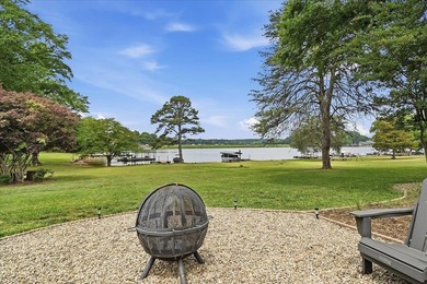 Experience the perfect blend of waterfront living, versatility - photo 47