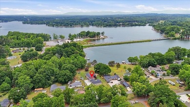Experience the perfect blend of waterfront living, versatility - photo 48