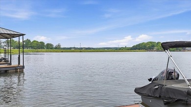 Experience the perfect blend of waterfront living, versatility - photo 49