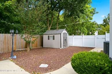 Welcome home to this beautiful 4 bedroom 2.5 bath colonial - photo 50