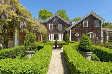 Built in 1888 and thoughtfully renovated by acclaimed architect - photo 1
