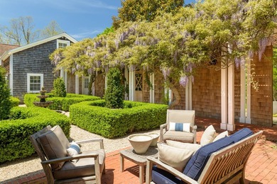 Built in 1888 and thoughtfully renovated by acclaimed architect - photo 4
