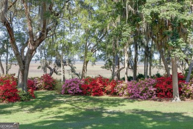 RARE OPPURTUNITY for highly desirable +/- 1/2 ACRE lot with - photo 3