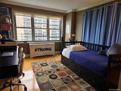 Rare Opportunity Luxury Coop Centrally Located. High Floor Move - photo 13