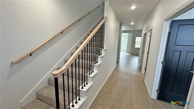 2x6 exterior walls. Hurricane Framing, Extra energy efficient!