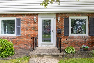 Welcoming & Classic, traditional center entrance colonial in the - photo 3