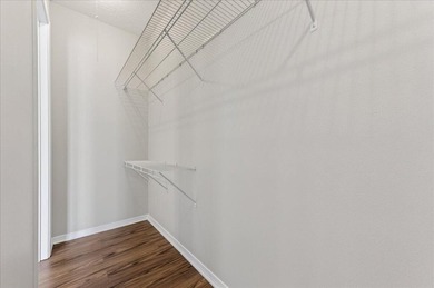 Freshly painted 2-bedroom, 2-bath townhome-style condo in a - photo 23