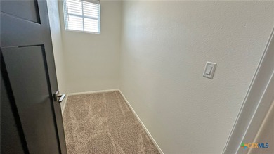 2x6 exterior walls. Hurricane Framing, Extra energy efficient!