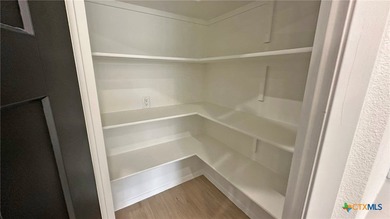 2x6 exterior walls. Hurricane Framing, Extra energy efficient!