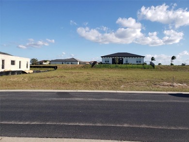 Lake Lot For Sale in Auburndale, Florida