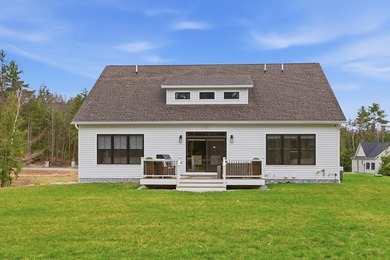 Welcome to a showpiece in Rindge-an almost-new custom farmhouse - photo 16