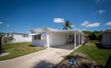 (private lake, pond, creek) Home For Sale in Boca Raton Florida