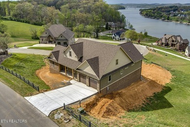 Stunning Un-Obstructed Lake View Home with High-End Finishes - photo 6