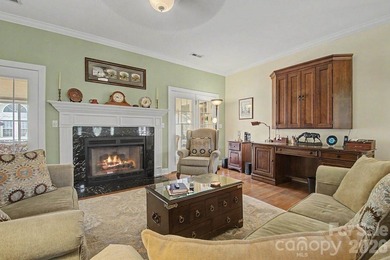 Welcome to 606 Carriage Commons, nestled in a private courtyard - photo 6
