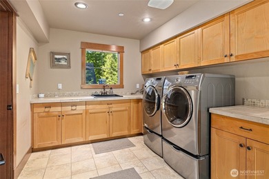 Experience the best of mountain resort living in this stunning - photo 38