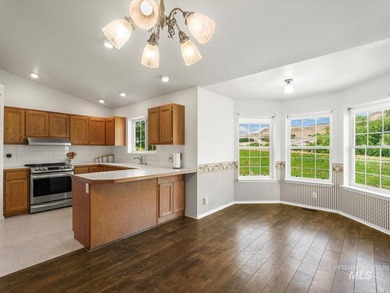 Nestled at the base of Emmett's desirable southeast hills, this - photo 9