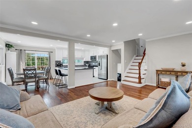 Welcome to this beautifully maintained and move-in ready open - photo 10