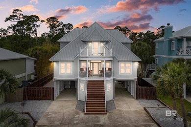 Stunning Coastal Living in TERRY COVE HARBOR - Home with - photo 2