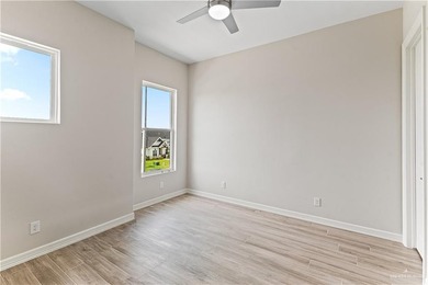 This spacious 4 bedroom, 2.5 bath home offers ample living space - photo 15
