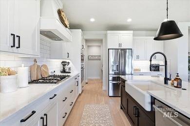 Experience this custom-built 3-bedroom, 2.5-bath home with a - photo 7