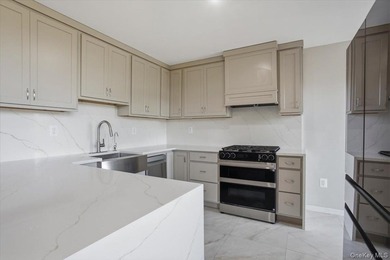 Welcome to this spacious and beautifully updated 3bd/2bth - photo 7