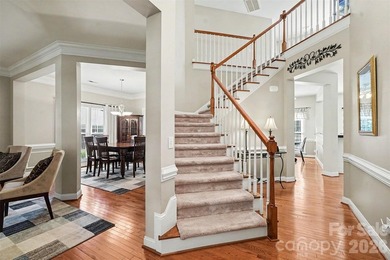 Welcome to sought after Hunter Oaks! This beautifully maintained - photo 3