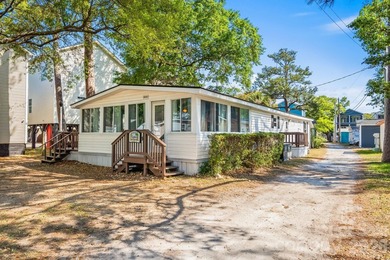 X-LARGE DOUBLE CORNER LOT WITH CAROLINA ROOM, GARAGE, CARPORT - photo 1