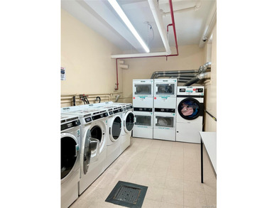 Welcome to a charming and well-located studio in the heart of - photo 10