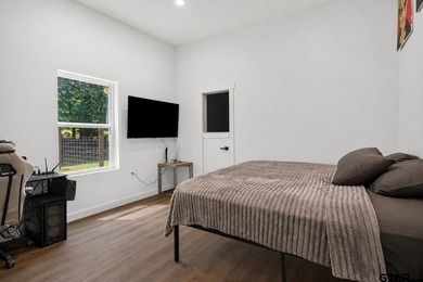 Extensively renovated, this fully fenced 17.71-acre East Texas - photo 12