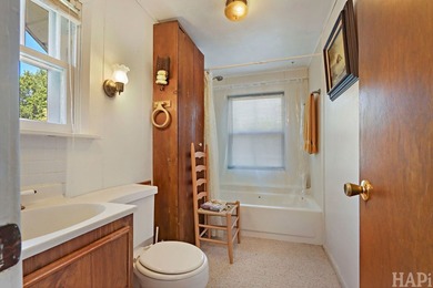 Welcome to your charming waterfront retreat on Nippersink Creek! - photo 21