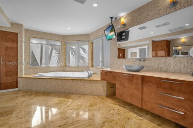 Situated on iconic South Miami Avenue, this exceptional luxury - photo 23