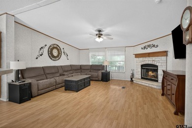 Extensively renovated, this fully fenced 17.71-acre East Texas - photo 24