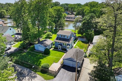 Welcome to your charming waterfront retreat on Nippersink Creek! - photo 27