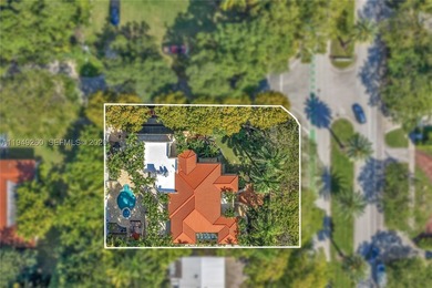 Situated on iconic South Miami Avenue, this exceptional luxury - photo 31