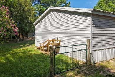 Extensively renovated, this fully fenced 17.71-acre East Texas - photo 37