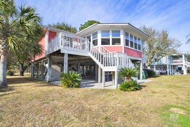 Here it is! The perfect lagoon-front home. Original owner - photo 3
