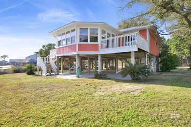 Here it is! The perfect lagoon-front home. Original owner - photo 4
