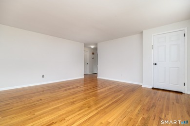 Excellent opportunity to own a well-maintained two-family home - photo 14