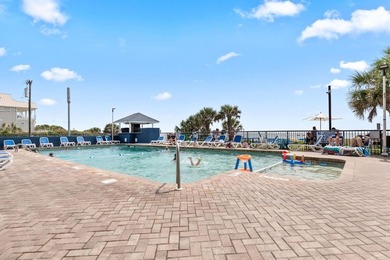 Welcome to Grande Shores, where relaxed coastal living meets - photo 18