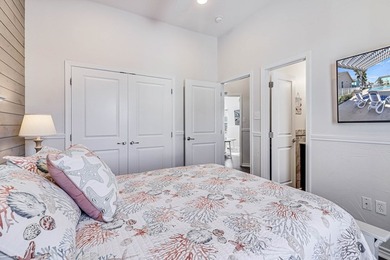 Welcome to your coastal retreat in Rockport, Texas! This - photo 18