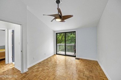 FRESH NEW PRICE AND A BRAND NEW DECK! Stunning mid-century - photo 28
