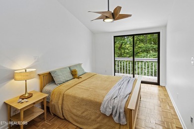FRESH NEW PRICE AND A BRAND NEW DECK! Stunning mid-century - photo 31
