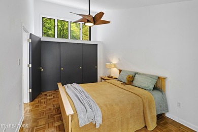 FRESH NEW PRICE AND A BRAND NEW DECK! Stunning mid-century - photo 32