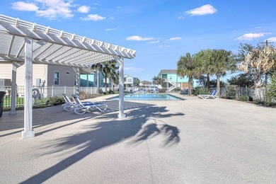 Welcome to your coastal retreat in Rockport, Texas! This - photo 38