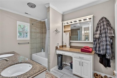Welcome to one of Paris' most beautifully maintained properties! - photo 39
