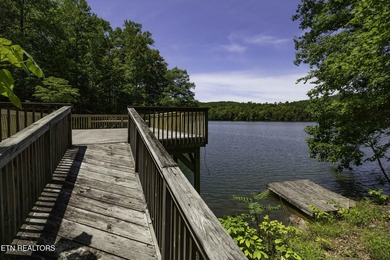 FRESH NEW PRICE AND A BRAND NEW DECK! Stunning mid-century - photo 42