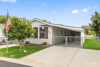 Tucked into a quiet, well maintained neighborhood with low HOA - photo 1